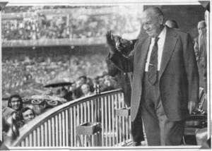 don-santiago-bernabeu