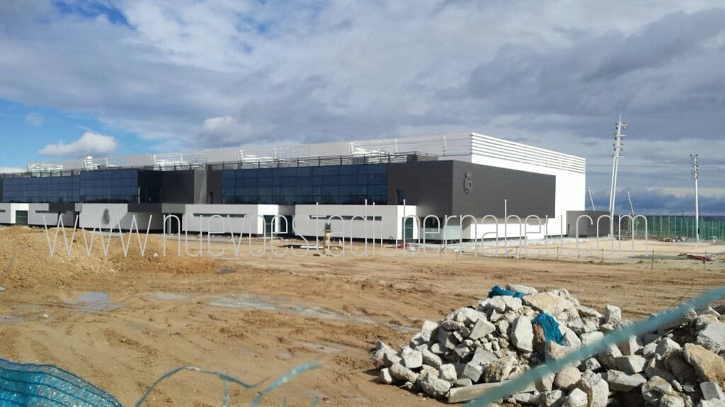 pabellón baloncesto lateral